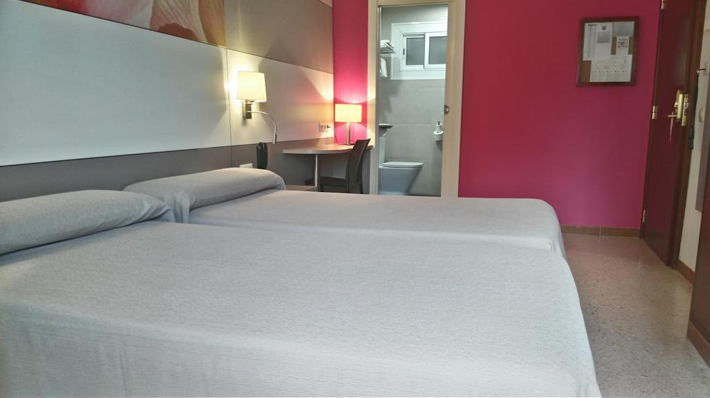 Hotel Sabiote ปิเนดาเดมาร์ ภายนอก รูปภาพ